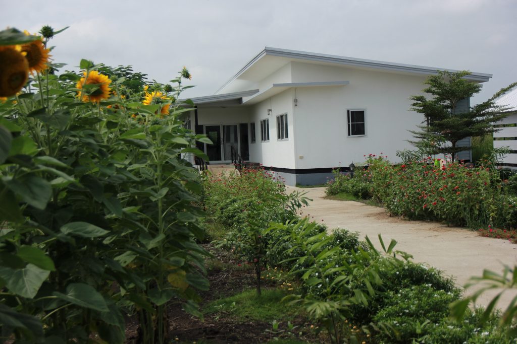 ศูนย์ดูแลผู้สูงอายุบัวเผื่อนโอมแคร์